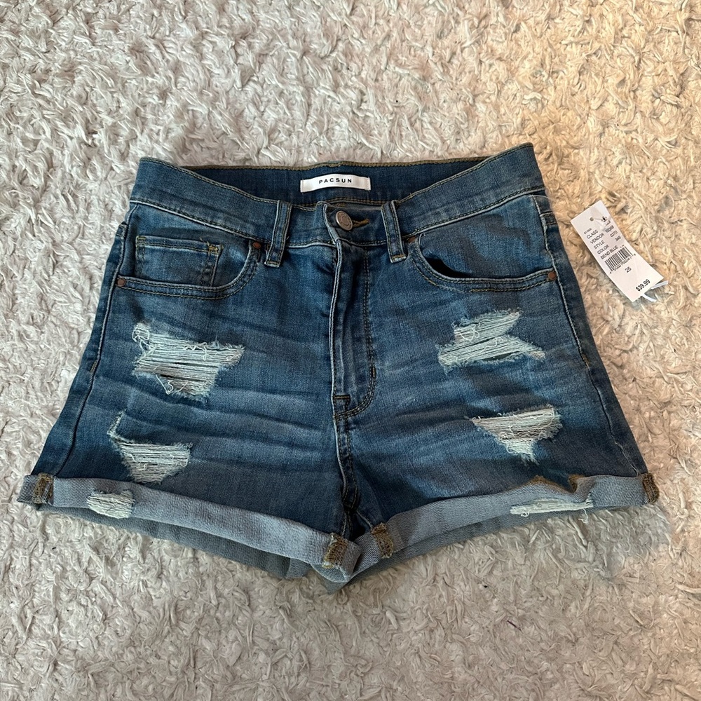 “The Shortie” shorts from PacSun